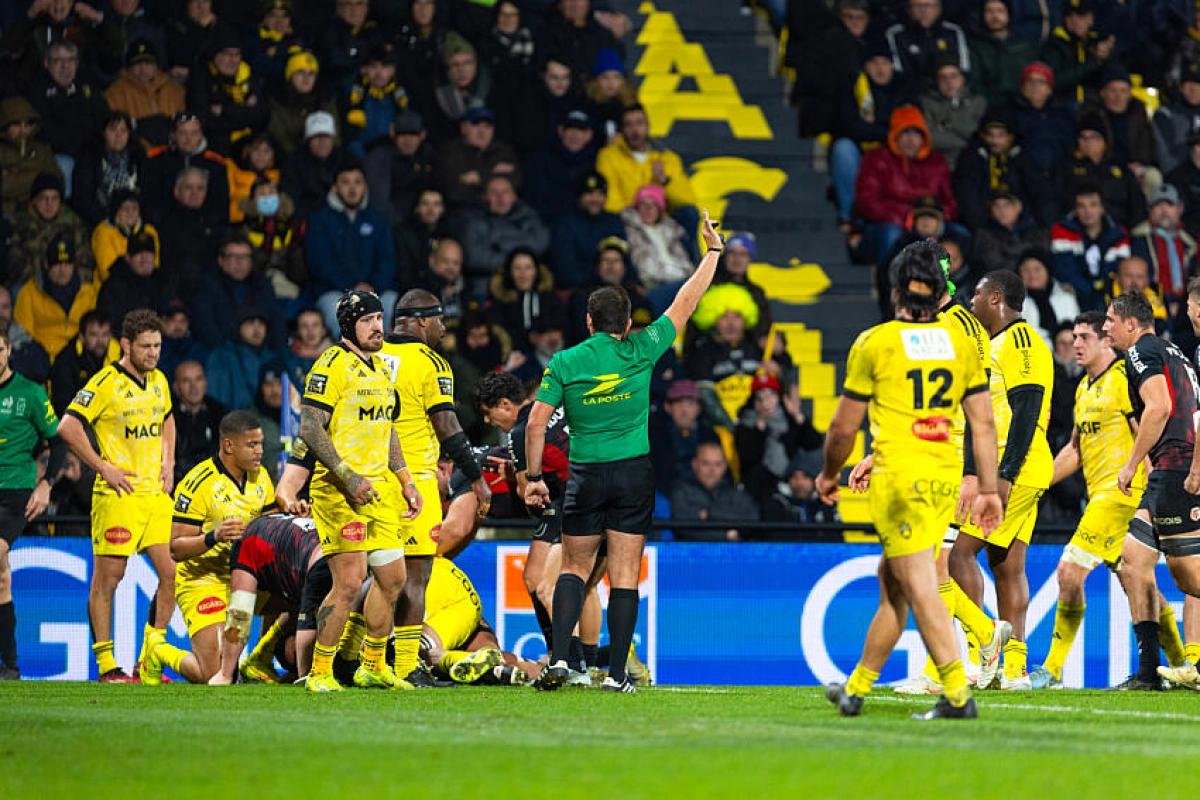 Antoine Dupont et l'arbitrage : la réponse de la FFR au joueur du Stade Toulousain