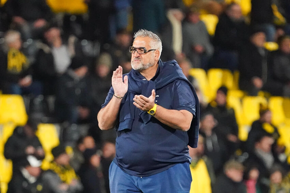 La Rochelle vs Clermont : Christophe Urios analyse les forces rochelaises