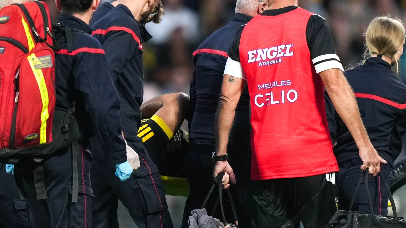 Stade Rochelais : Jules Favre sorti sur civière, Uini Atonio donne les premières nouvelles