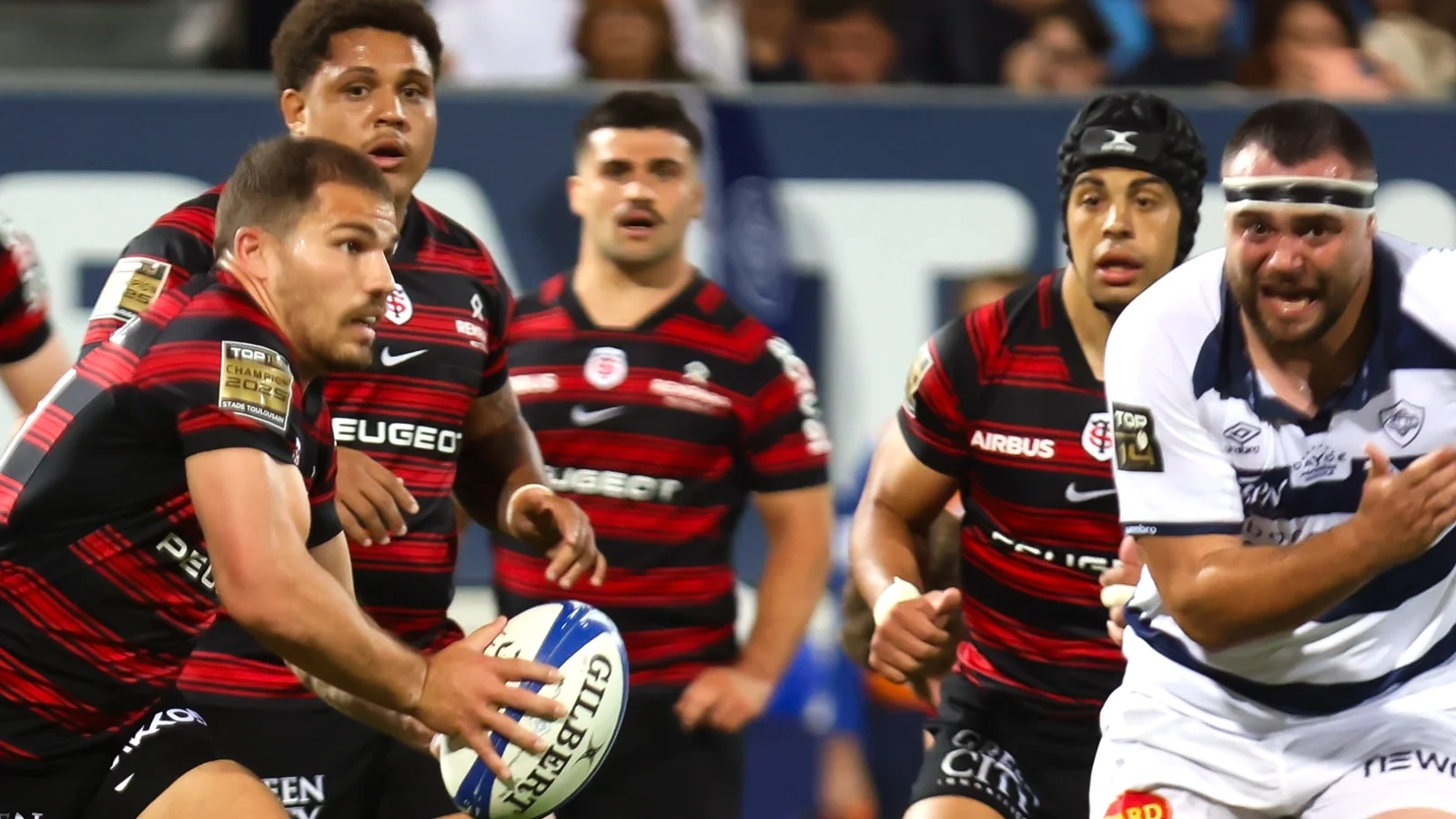 Stade Toulousain : Ce n'est pas anodin du tout, les réactions à chaud de Julien Marchand et Clément Poitrenaud après la victoire dans le derby à Castres samedi