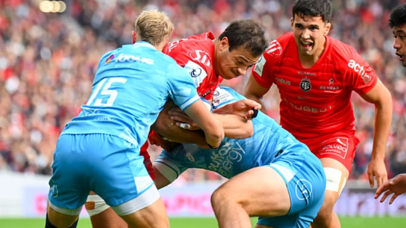 Stade Toulousain : Il nous fait avancer de très loin, Jean Bouilhou encense Théo Ntamack après Exeter