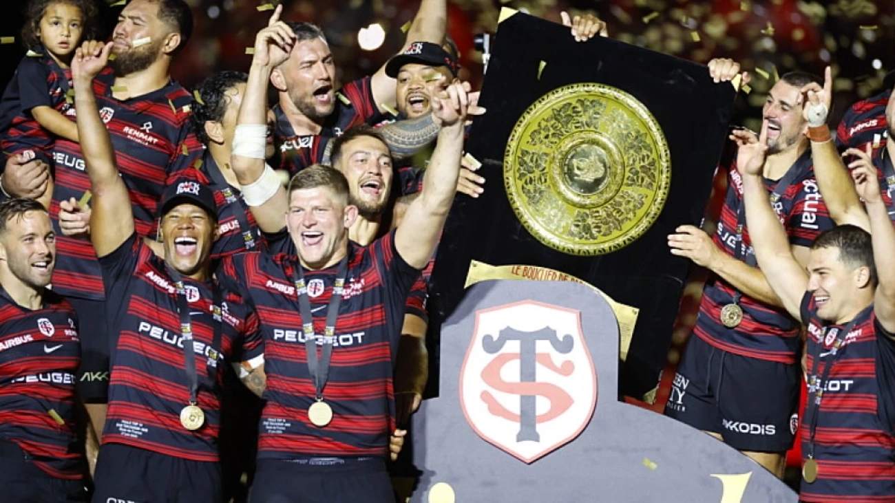 Stade Toulousain : Un club incroyable, les réactions à chaud dUgo Mola, Dupont, Willis et Ntamack après la finale gagnée face à Montpellier