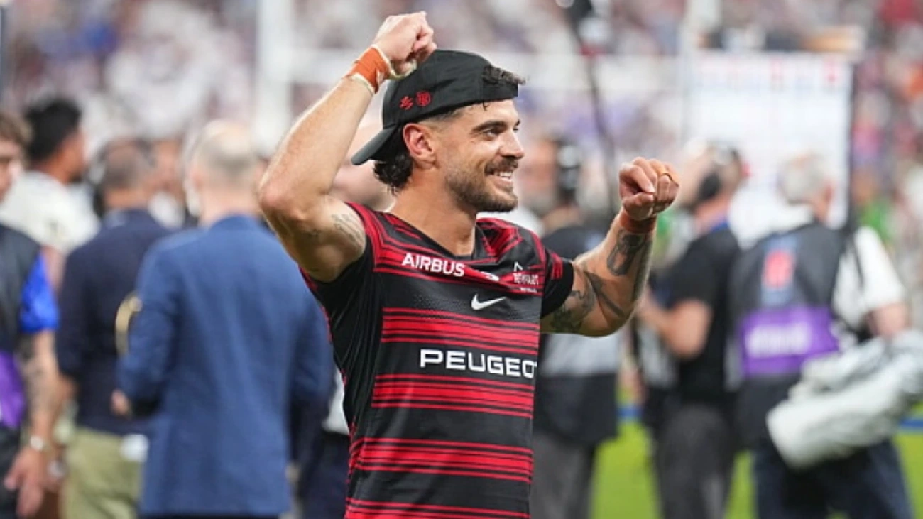 Stade Toulousain : Un club incroyable, les réactions à chaud dUgo Mola, Dupont, Willis et Ntamack après la finale gagnée face à Montpellier