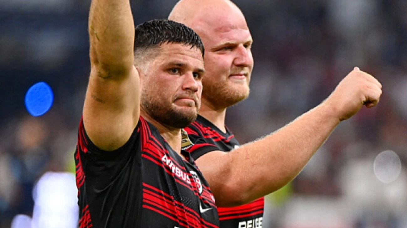 Stade Toulousain : Un club incroyable, les réactions à chaud dUgo Mola, Dupont, Willis et Ntamack après la finale gagnée face à Montpellier