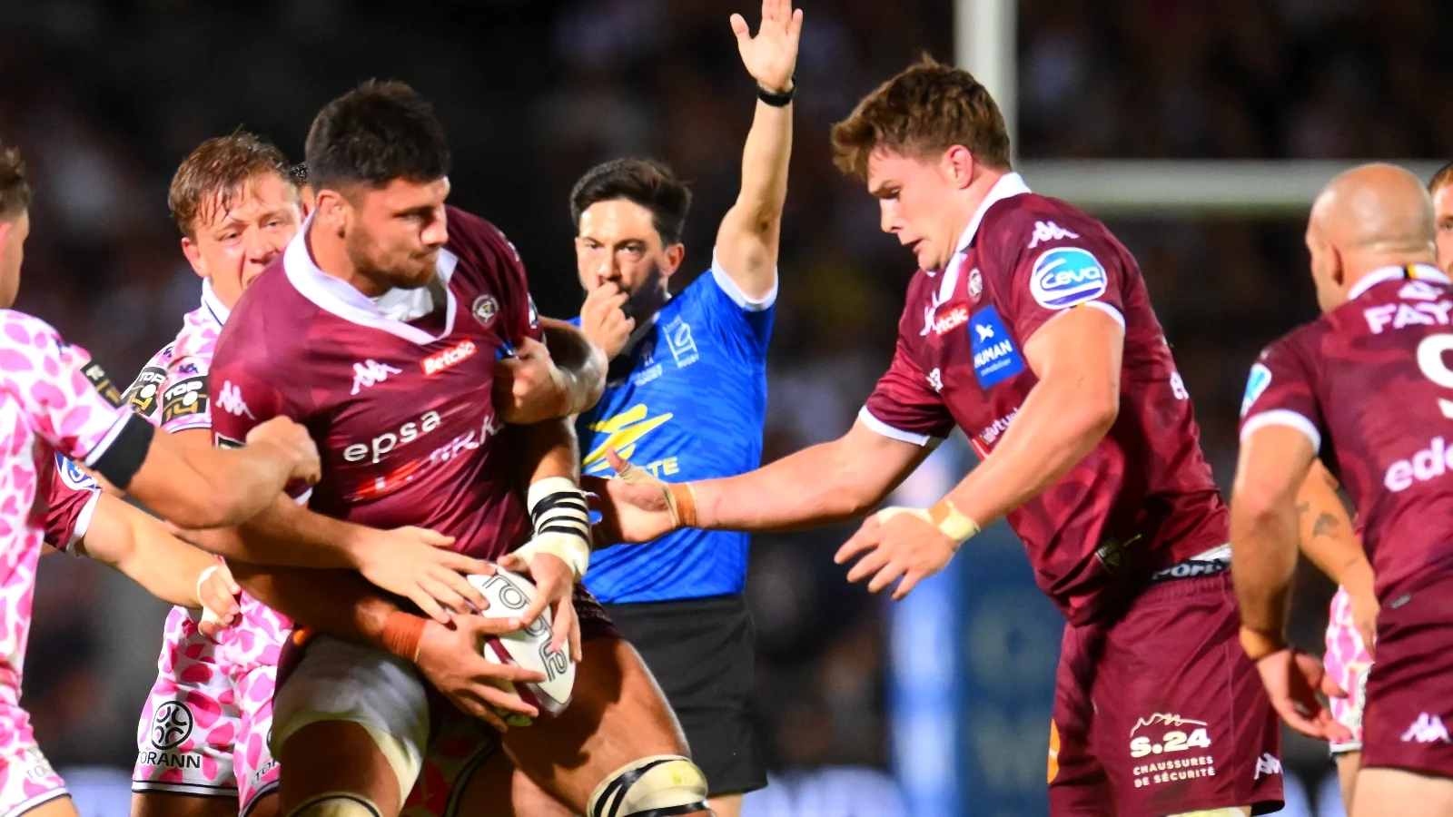 UBB : Il a fallu ferrailler, les réactions à chaud de Penaud, Gazzotti et Sowerby après la victoire sur le Stade Français